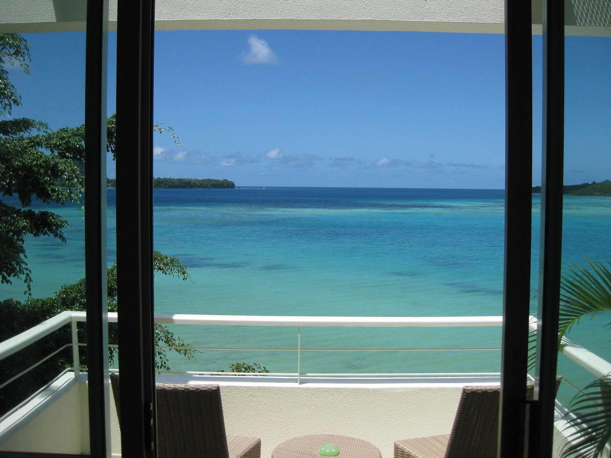 Chantillys On The Bay Port Vila Buitenkant foto