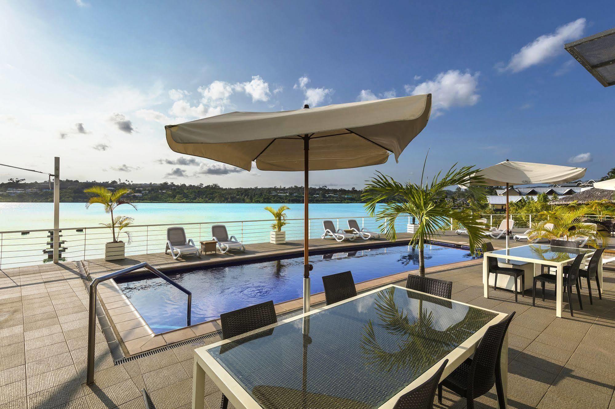 Chantillys On The Bay Port Vila Buitenkant foto