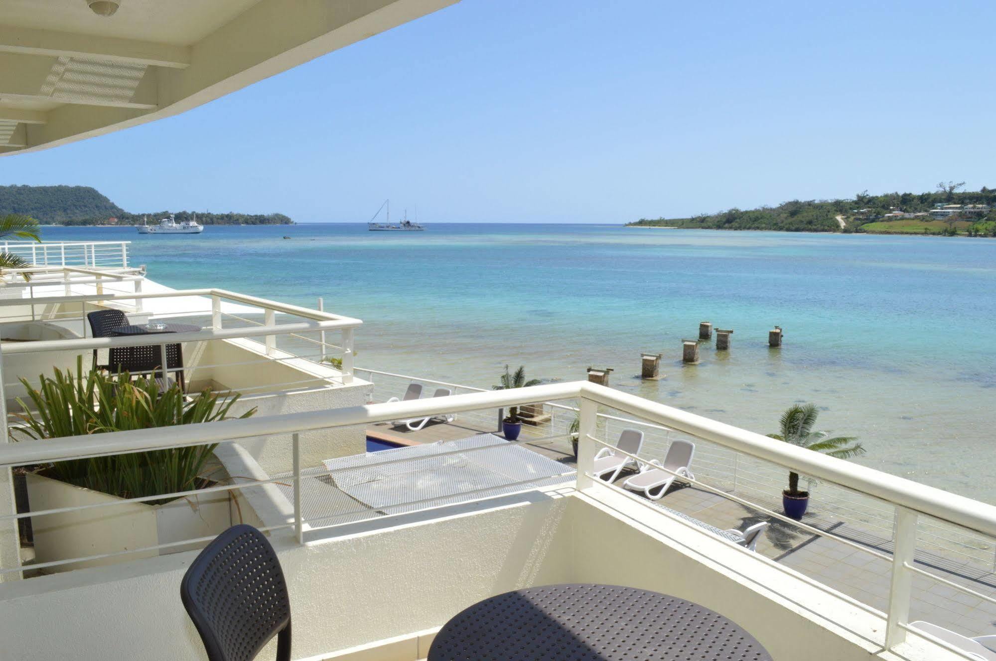 Chantillys On The Bay Port Vila Buitenkant foto